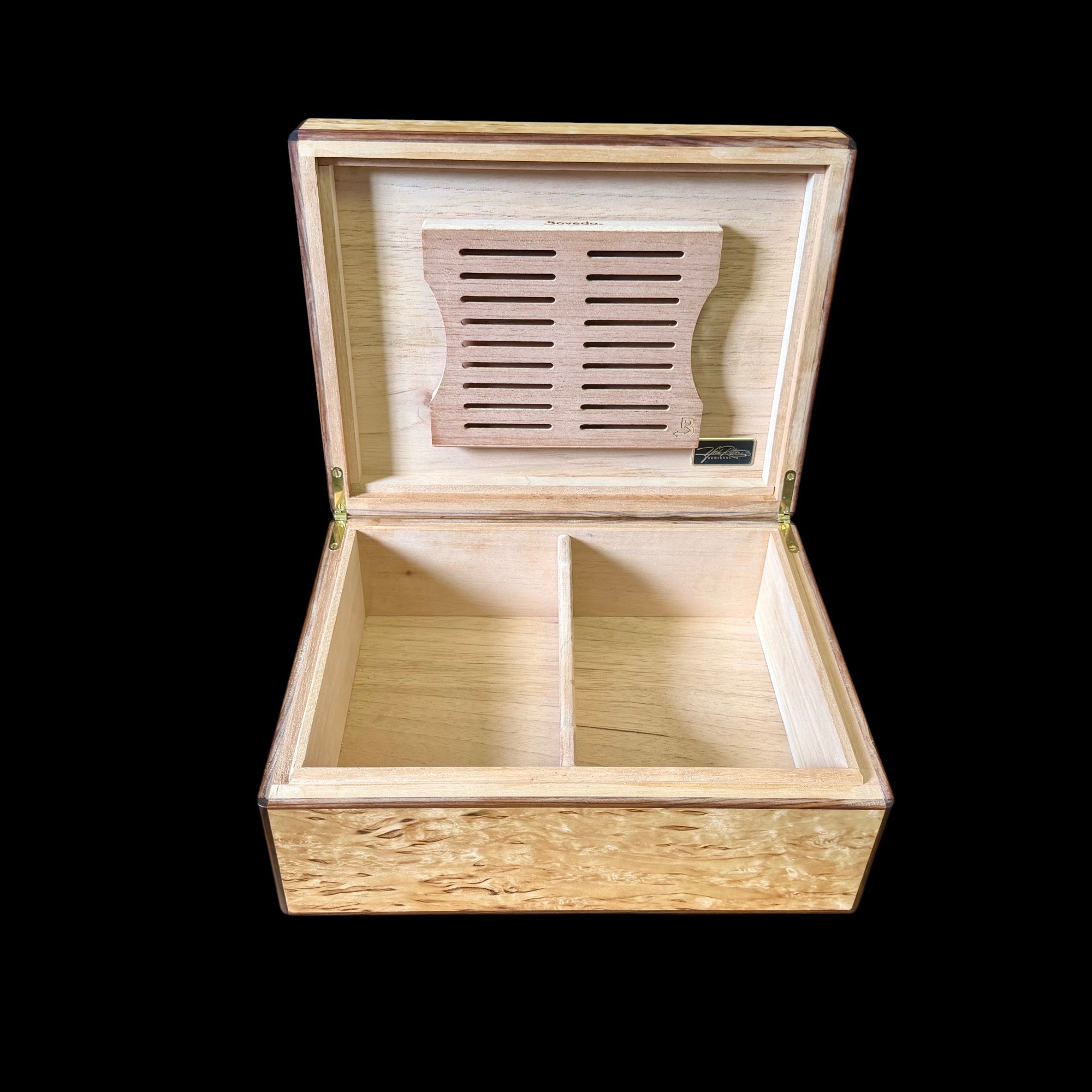 Karelian Birch 50 ct. Humidor w/ Bolivian Rosewood Accents