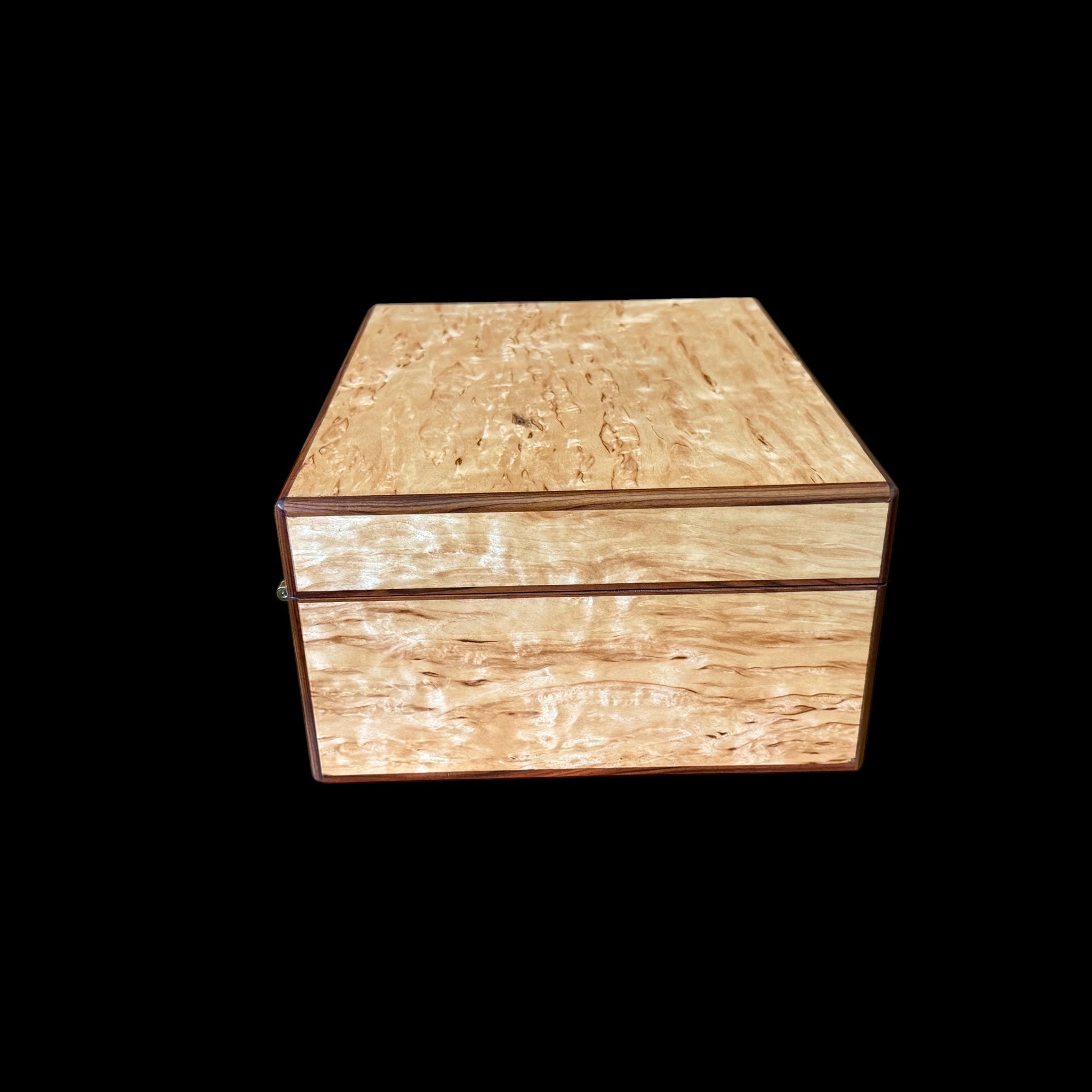Karelian Birch 50 ct. Humidor w/ Bolivian Rosewood Accents