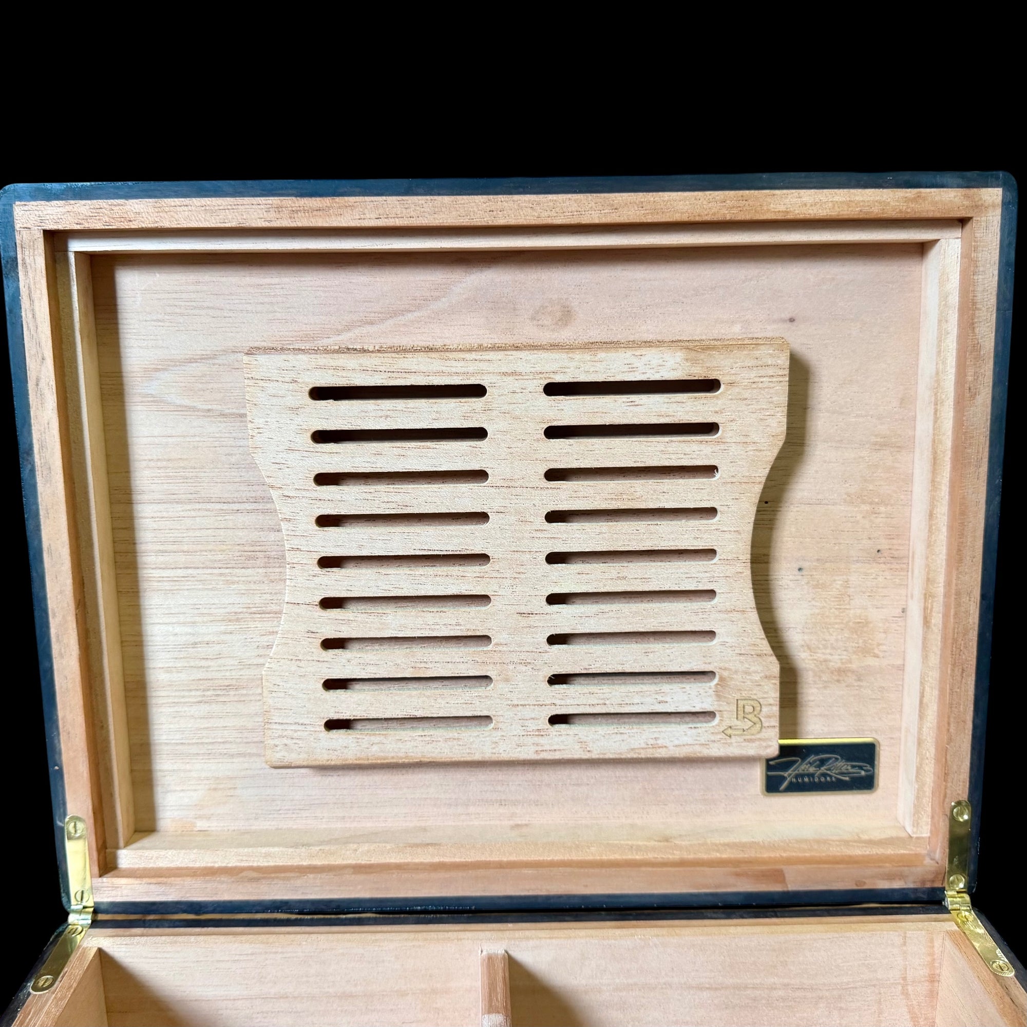 Curly Cherry 50 ct. Humidor w/ Ebony Accents