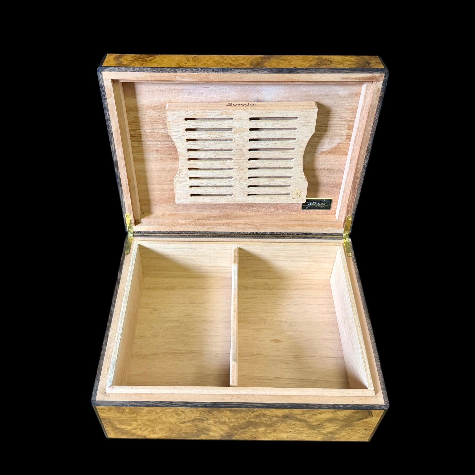 Burled Laurel 50 ct. Humidor w/ Wenge accents