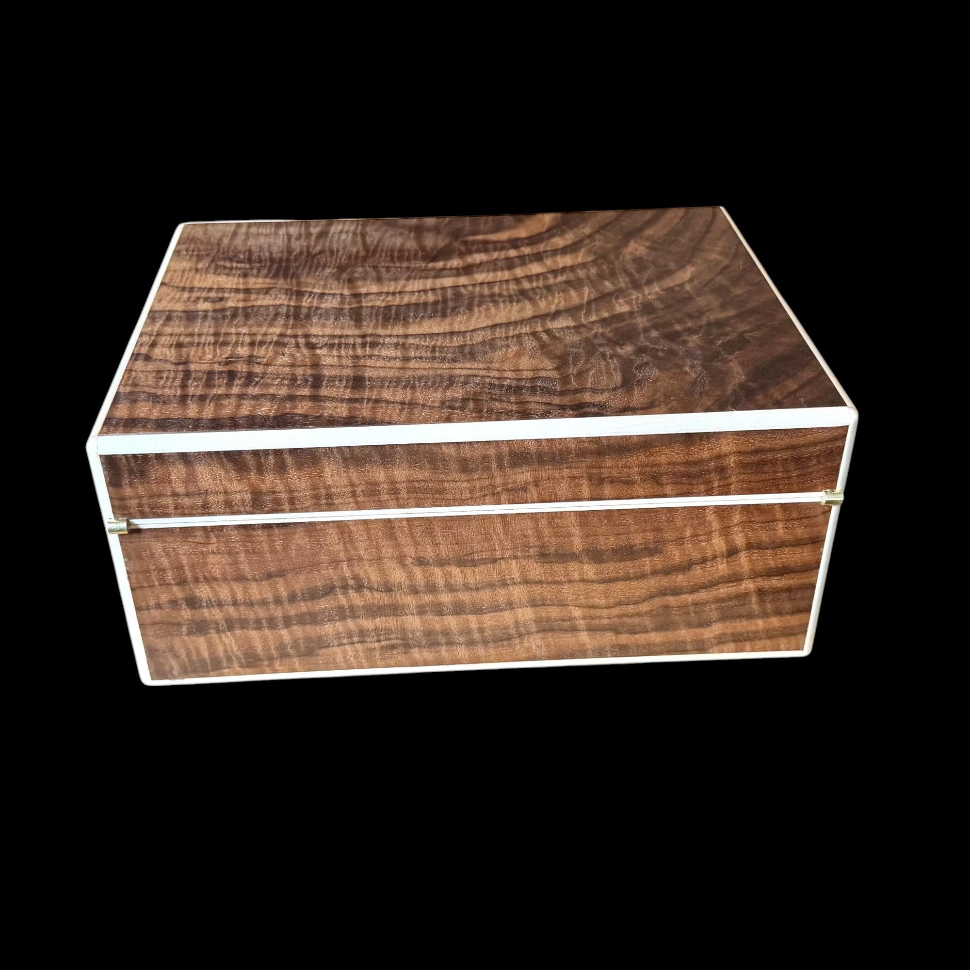 Fiddleback Walnut 50 ct. Humidor w/ Curly Maple Accents